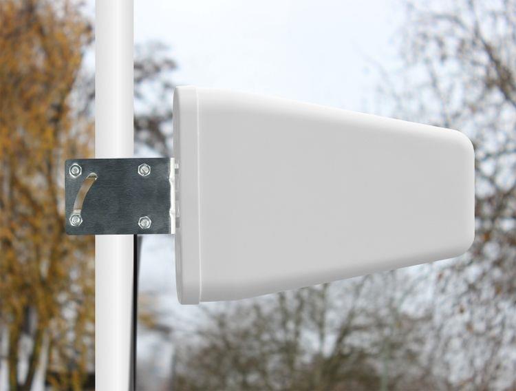 Antenna LTE Direzionale da Esterno SMA 7-9dBi Cavo RG-58 5m Bianco - Miniatura 2
