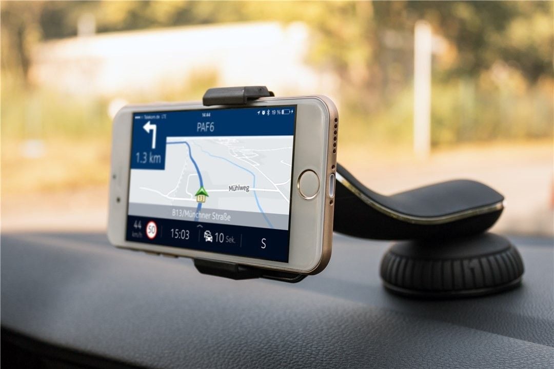Supporto da Auto per Smartphone Universale con Ventosa - Miniatura 5