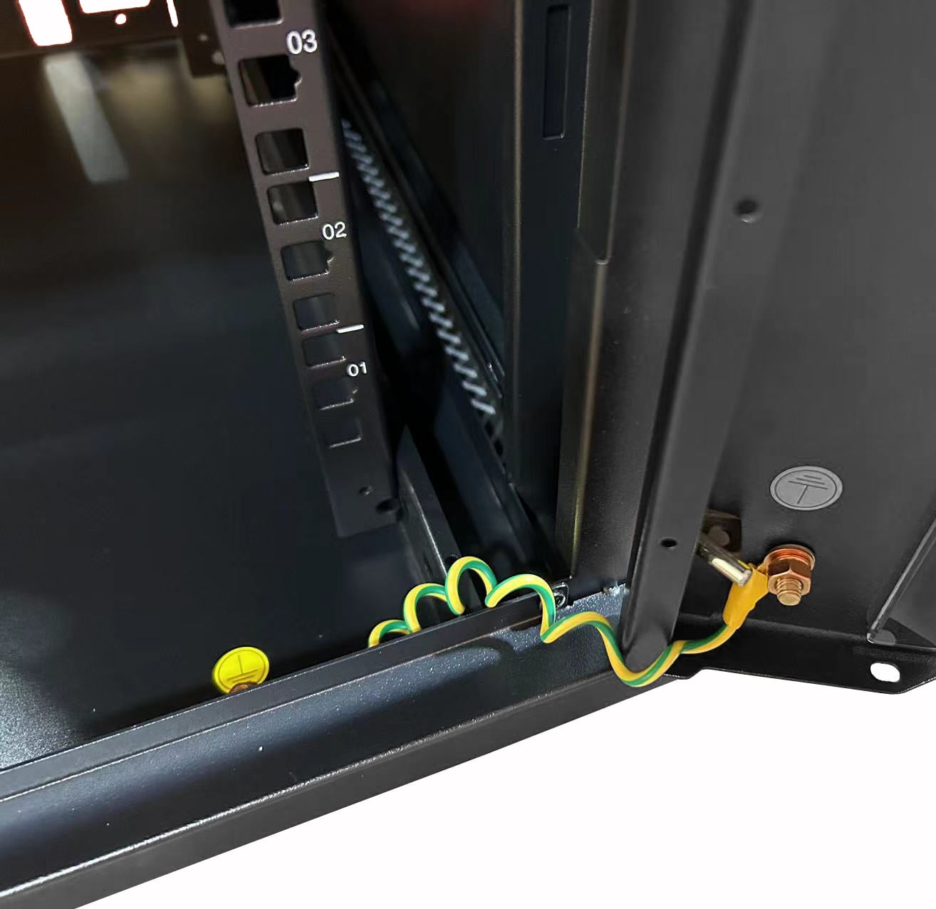 Armadio Rack 19'' a muro 15 unità sezione unica prof. 600mm Nero - Miniatura 5