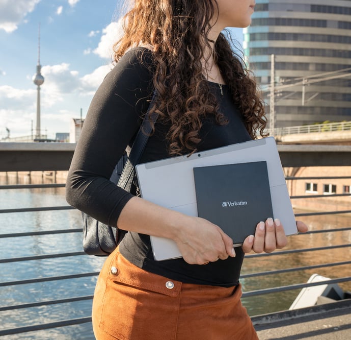 Lettore CD/DVD Esterno Slim USB 3.2 Gen1 con Porta USB-C™ - Miniatura 7