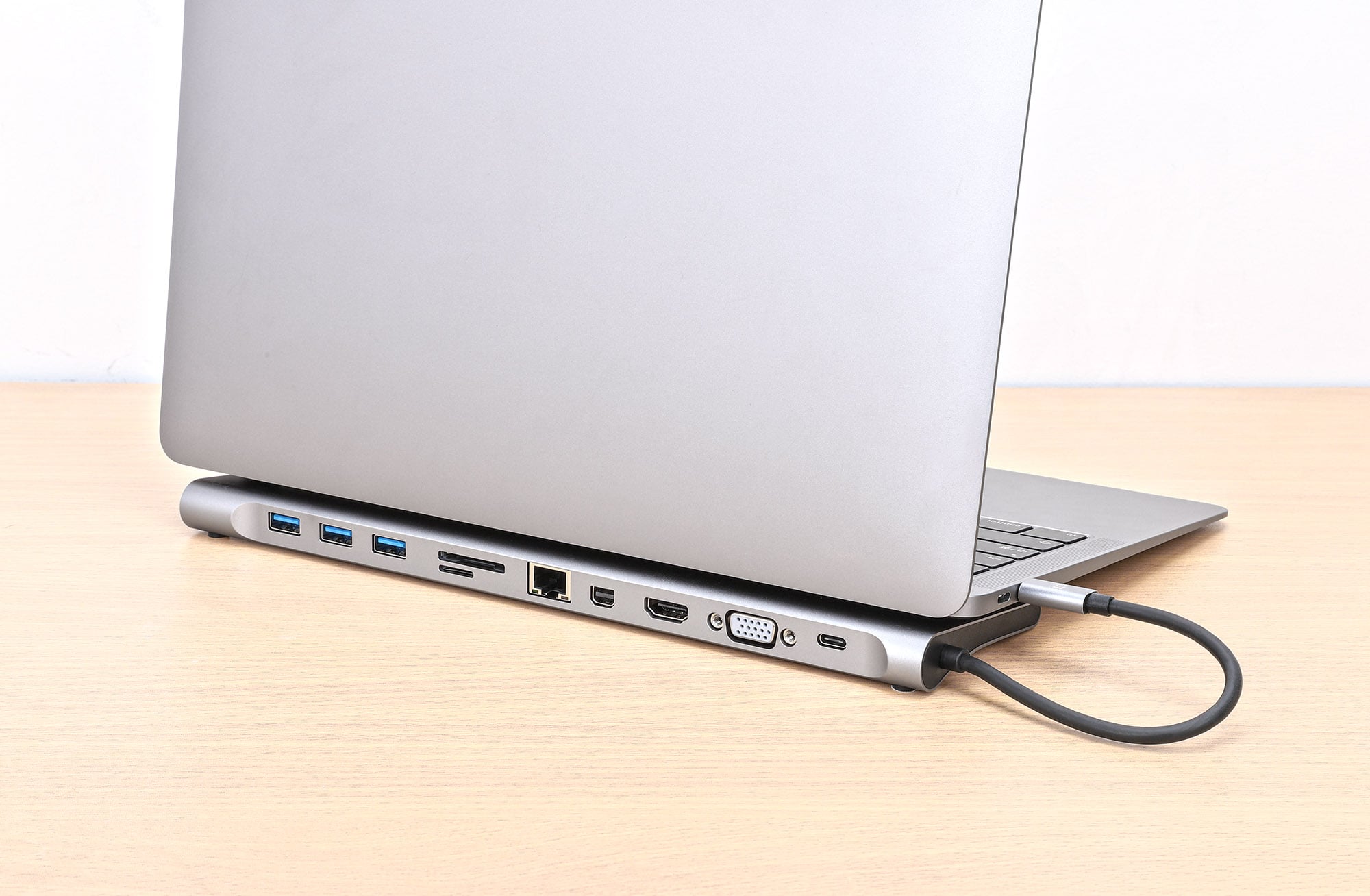 Docking Station USB-C™ 11-in-1 triplo monitor con MST - Miniatura 7